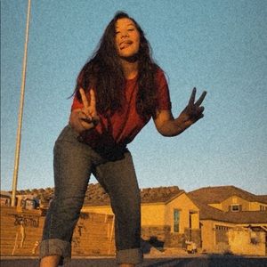 Meet your Posher, Tania